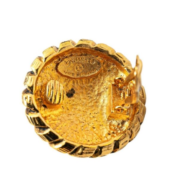 CHANEL CC Logos Round Clip-On Earrings Gold Tone Auth w/Box #4665 - Picture 3 of 4